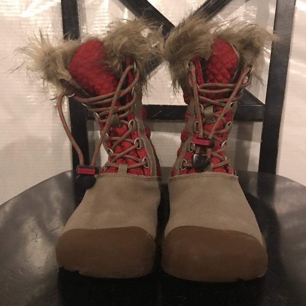 Keen Girls snow boots - size 11